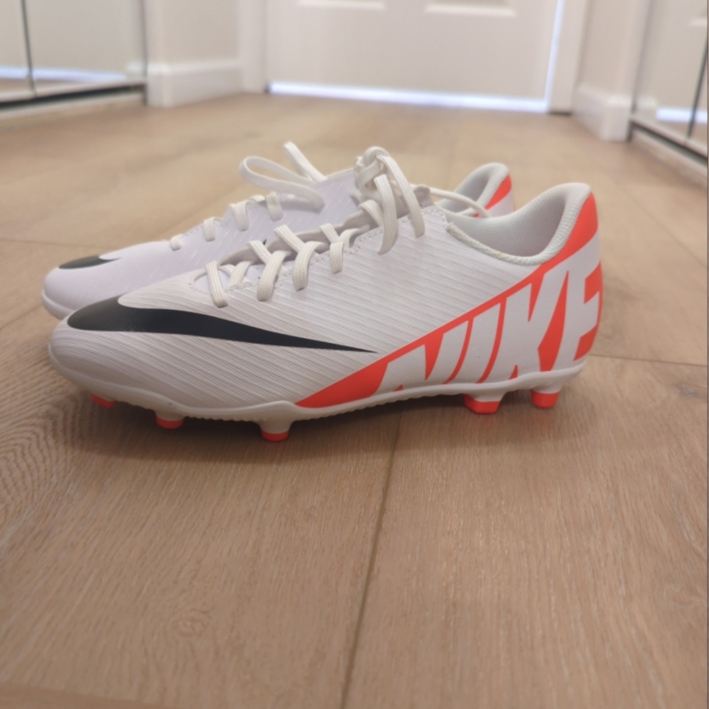 NIKE MERCURIAL VAPOR 15 CLUB FG/MG BRIGHT CRIMSON-WHITE-BLACK